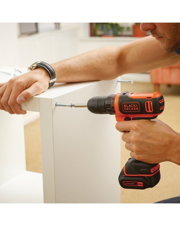 Шуруповерт-дрель аккумуляторный BLACK+DECKER BDCD12