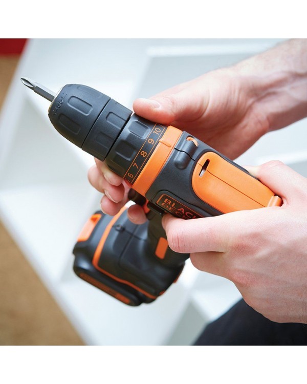 Шуруповерт-дрель аккумуляторный BLACK+DECKER BDCD12